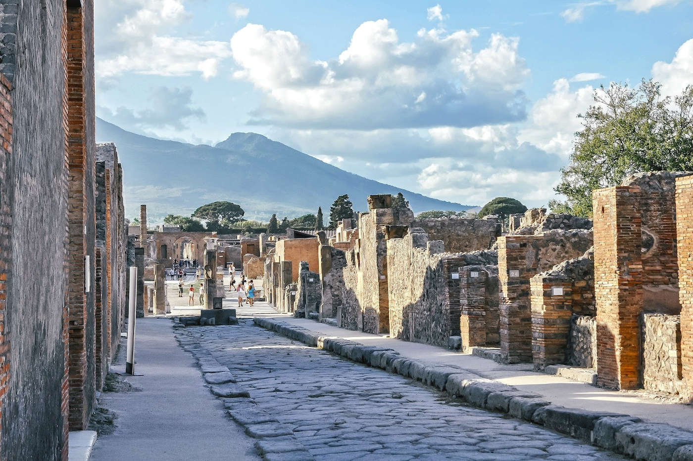 You are currently viewing Wezuwiusz i Pompeje – zwiedzanie i praktyczny przewodnik