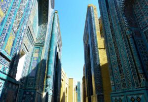 Read more about the article Uzbekistan z Warszawy za 1400 złotych!