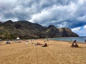 Read more about the article Cieplutka Teneryfa za 72 złote! A i Rzym zobaczysz!